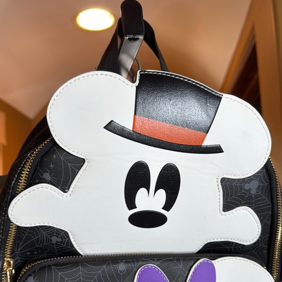 NWT Disney x Bioworld Halloween Glow In The Dark Mickey & Minnie Ghost Backpack - Picture 3 of 6